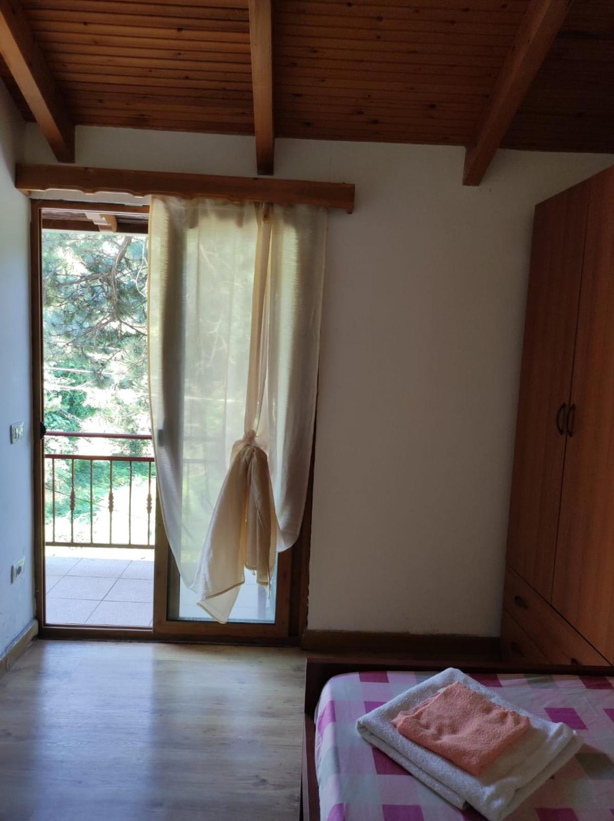 Hotel Toni Llogora Dukat ภายนอก รูปภาพ